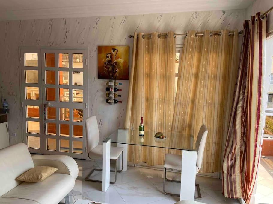 Appartement Altona Lomé Buitenkant foto