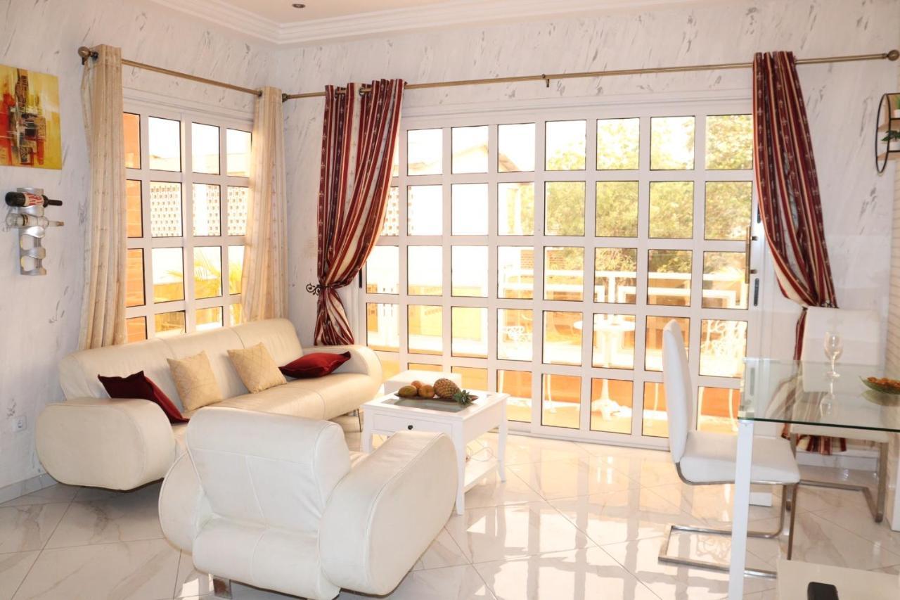 Appartement Altona Lomé Buitenkant foto