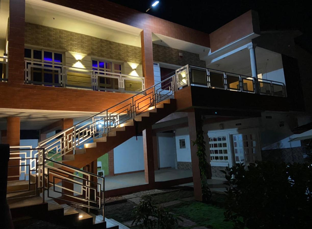 Appartement Altona Lomé Buitenkant foto
