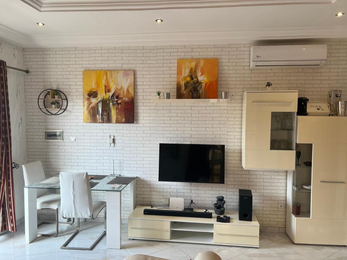 Appartement Altona Lomé Buitenkant foto