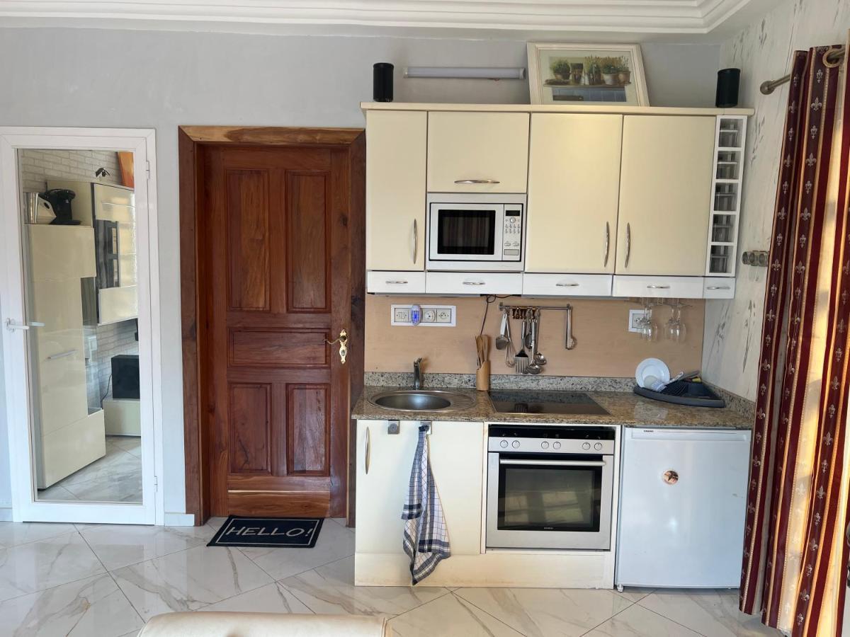 Appartement Altona Lomé Buitenkant foto